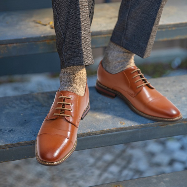 Stylish Choices: The Ultimate Guide to Men's Light Brown Dress Shoes