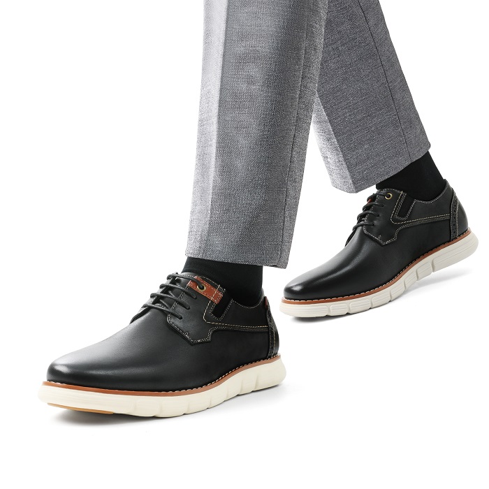 How to Style Grey Pants With Black Shoes