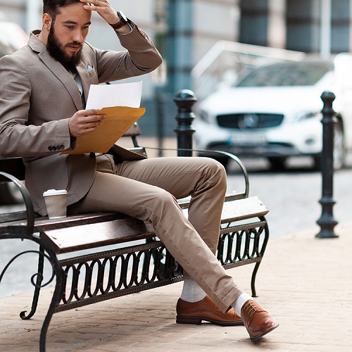 Brown Shoes with Khaki Pants: A Style Guide for Every Occasion