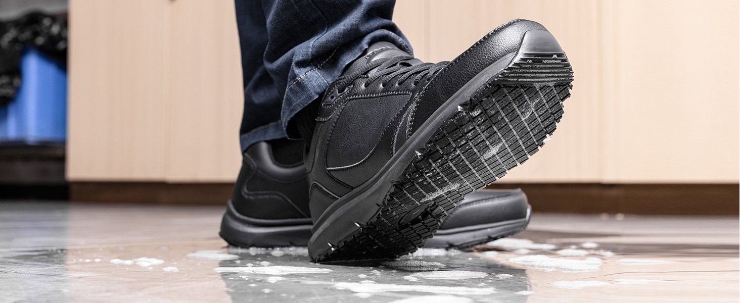 9 Types Of Black Sneakers for Men To Stay Comfortable