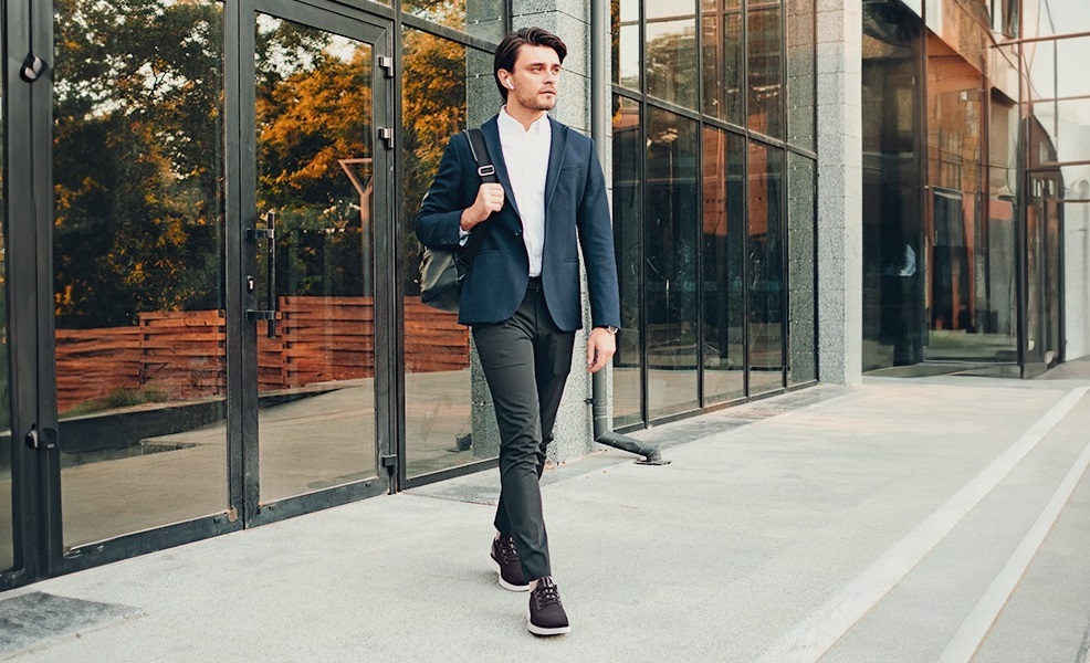 7 Men’s Interview Outfits For A Stellar Look