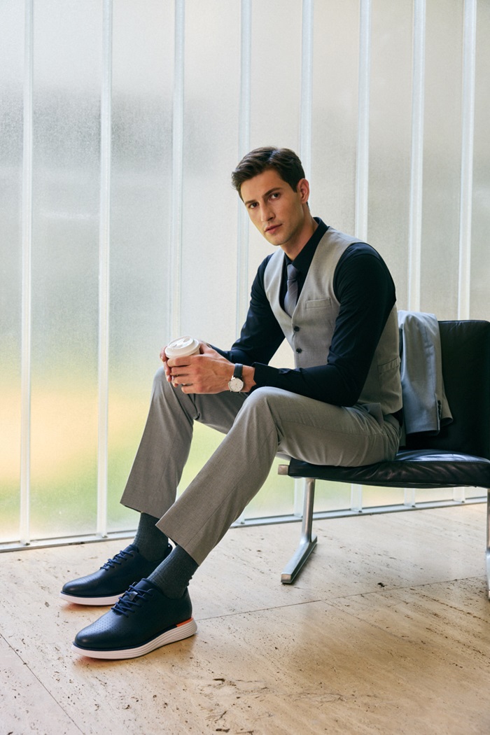 Sneakers Grey Suit Casual Look Grey Casual Suit Ideas Grey Suit