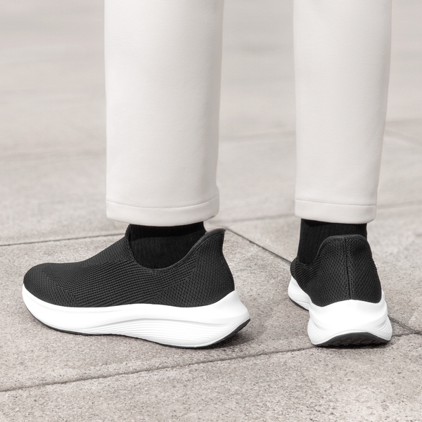 Men's Comfortable Slip-On Walking Sneakers - BLACK - 7