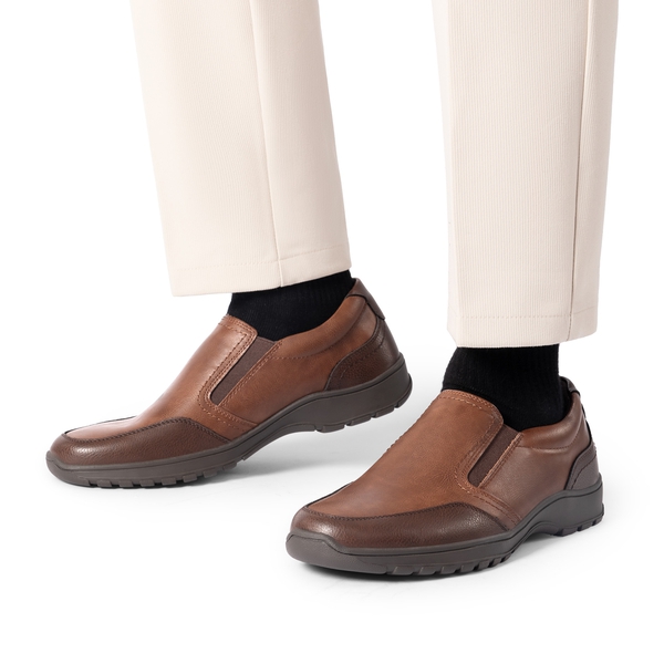 Men's Comfortable Slip-On Vegan Leather Loafers - BROWN - 5