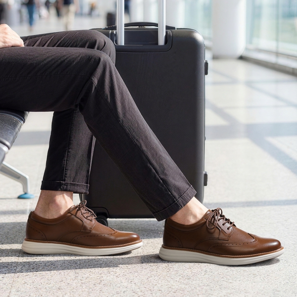 Men's Dress Casual Wingtip Brogue Oxfords With Added Cushioning - BROWN - 3