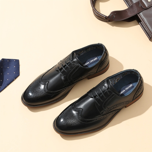 Men's Elegant Wingtip PU Leather Shoes - BLACK - 8