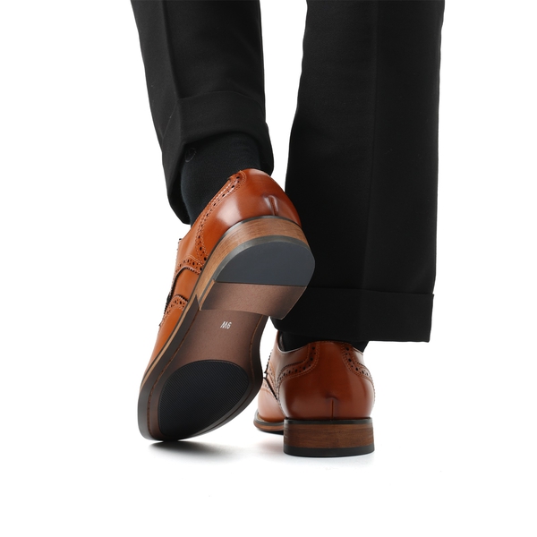 Men's Elegant Wingtip PU Leather Shoes - BROWN - 7